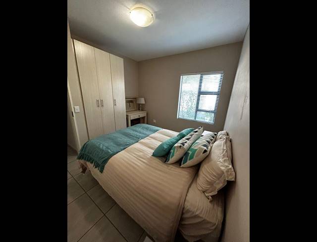 3 BEDROOM APARTMENT FOR SALE IN MENLO PARK